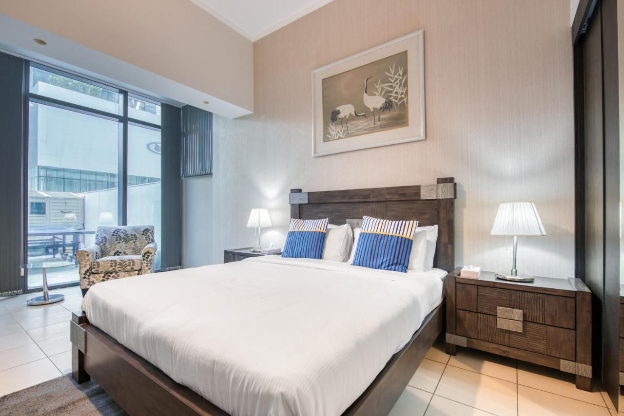 Maison Privee - Big, Bright, Luxury Marina Views Apt Next To Beach Дубай Екстериор снимка